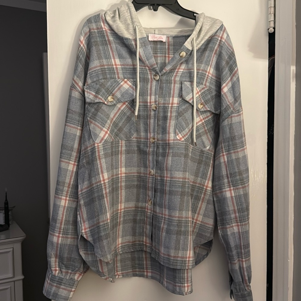 NWOT PINKLILY FLANNEL WITH HOODIE
